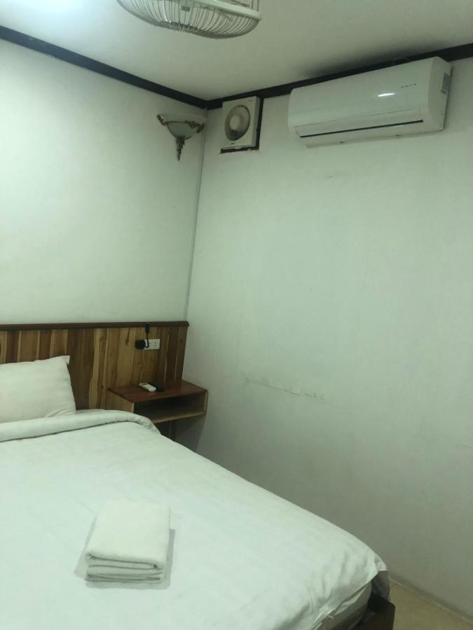 Little Freedom Friendlys Place Luang Prabang Ngoại thất bức ảnh